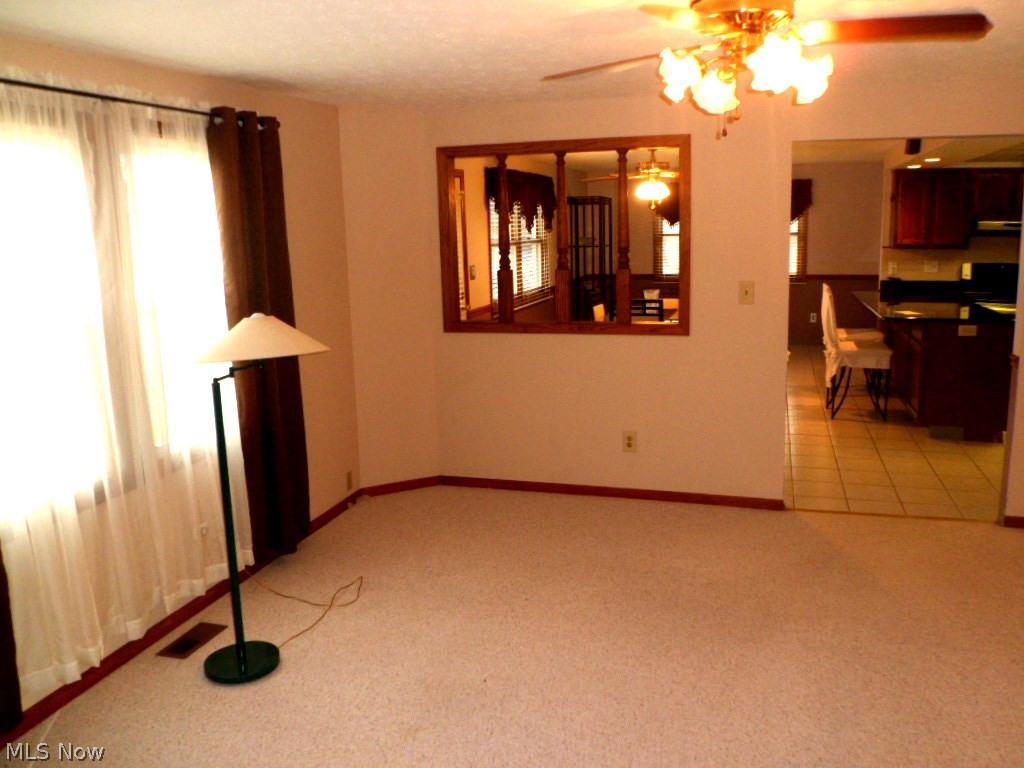 27211 Cook Road Olmsted Falls, OH 44138 - Photo 5 of 17 Gallery Image 5