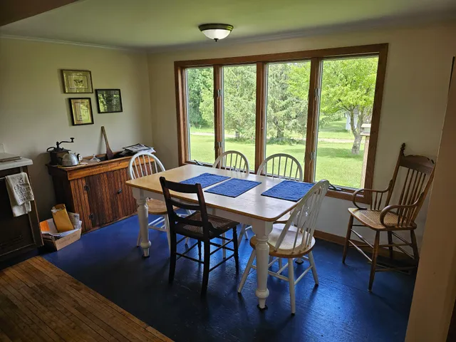 $260,000 | 86389 245th Street, Albert Lea, MN 56007