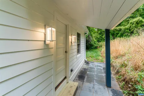 $400,000 | 2068 Lakeside Drive, Charlottesville, VA 22901