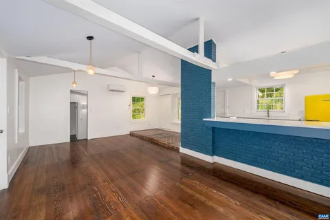 $400,000 | 2068 Lakeside Drive, Charlottesville, VA 22901