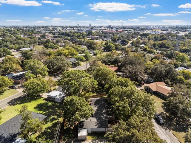 an aerial view of multiple house