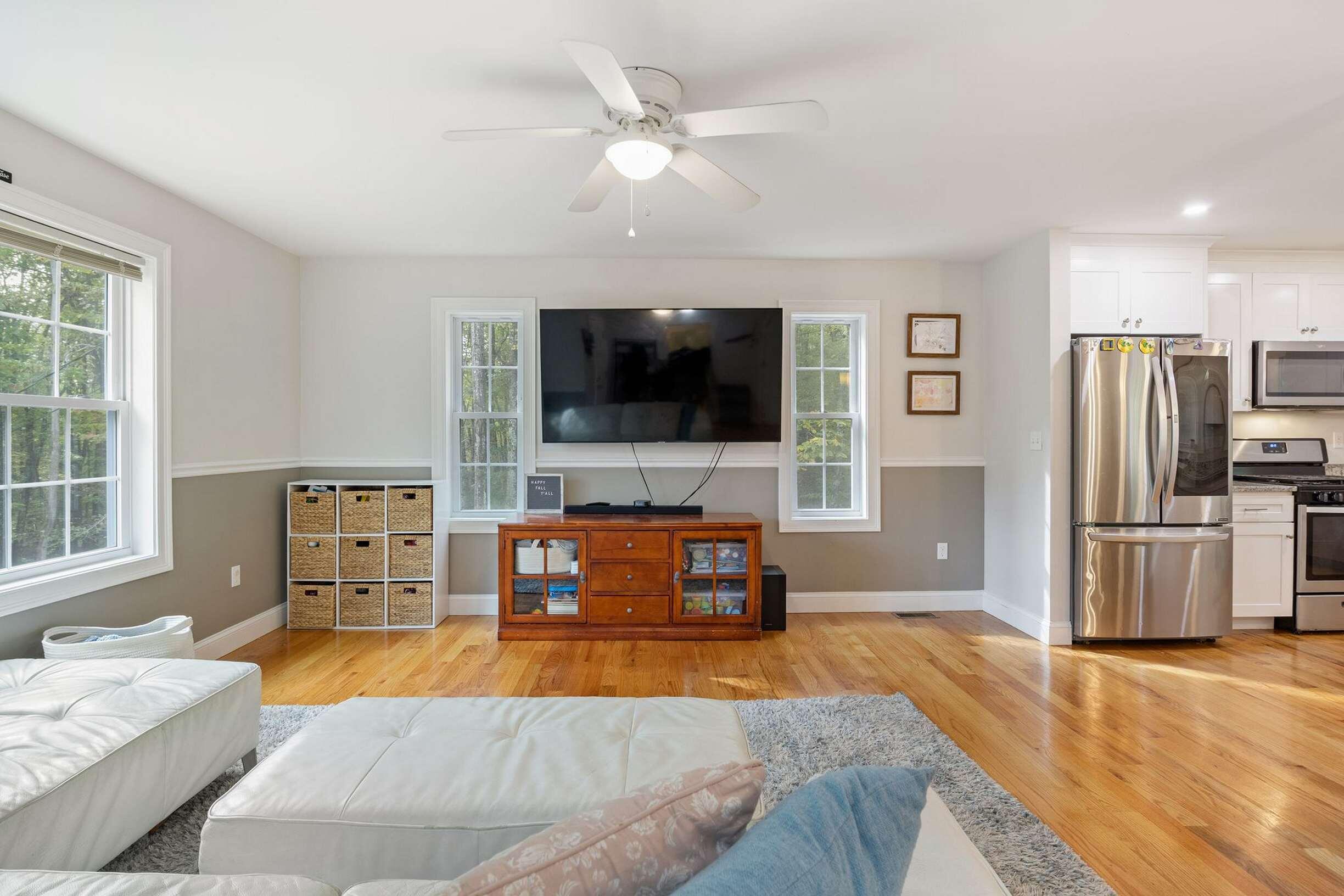 44 Greenleaf Parsons Road York, ME 03902 - Photo 13 of 31 13-44_Greenleaf_Parsons_Rd_08