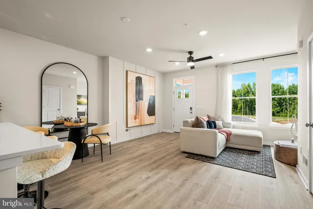 $397,725 | 856 Graphite Drive, Phoenixville, PA 19460