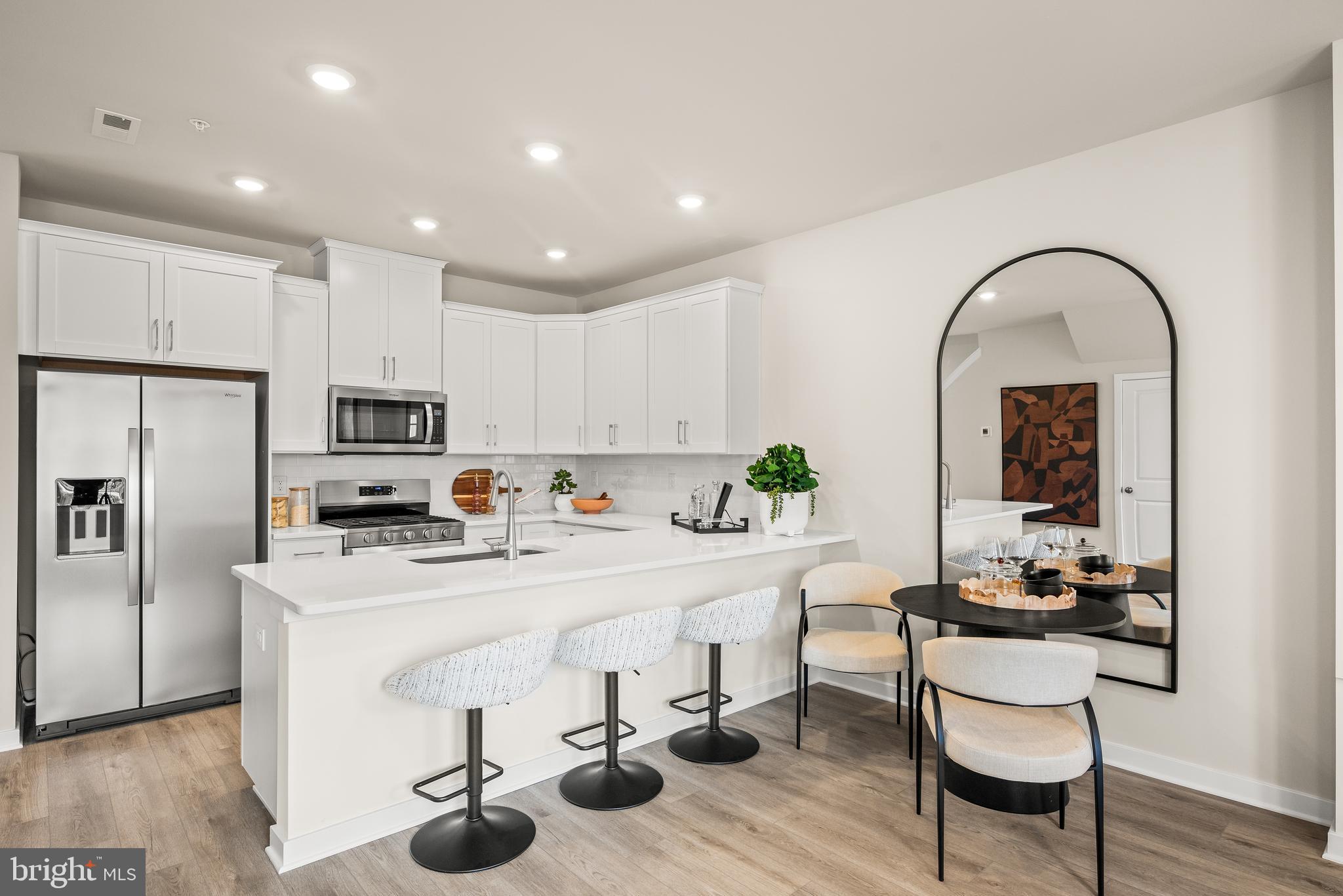 856 Graphite Drive Phoenixville, PA 19460 - Photo 3 of 27