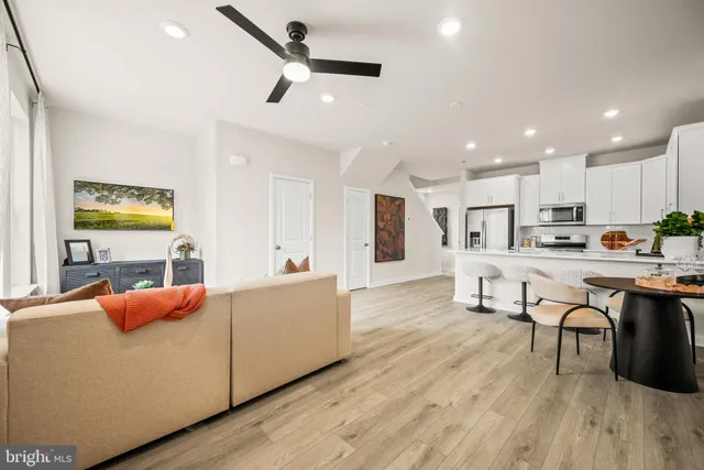 $397,725 | 856 Graphite Drive, Phoenixville, PA 19460