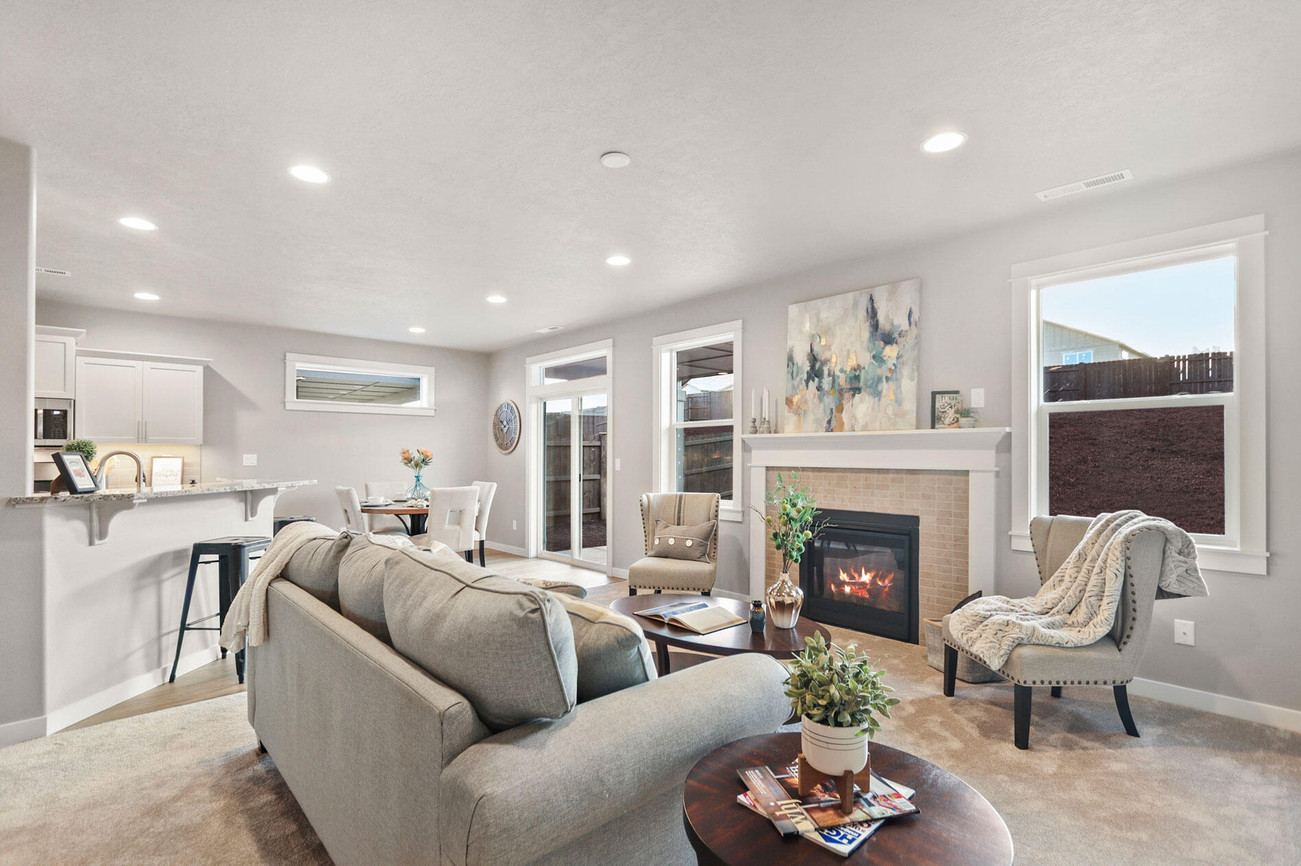 624 North Reed Street Sisters, OR 97759 - Photo 2 of 14 Hudson - Great Room