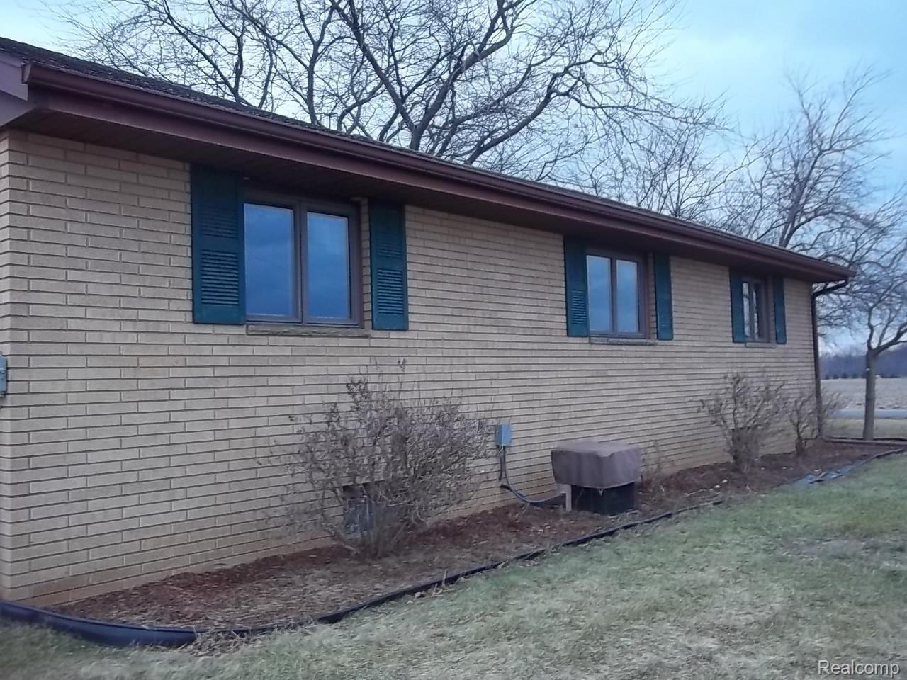 1360 North Searls Road Webberville, MI 48892 - Photo 3 of 29 side.JPG