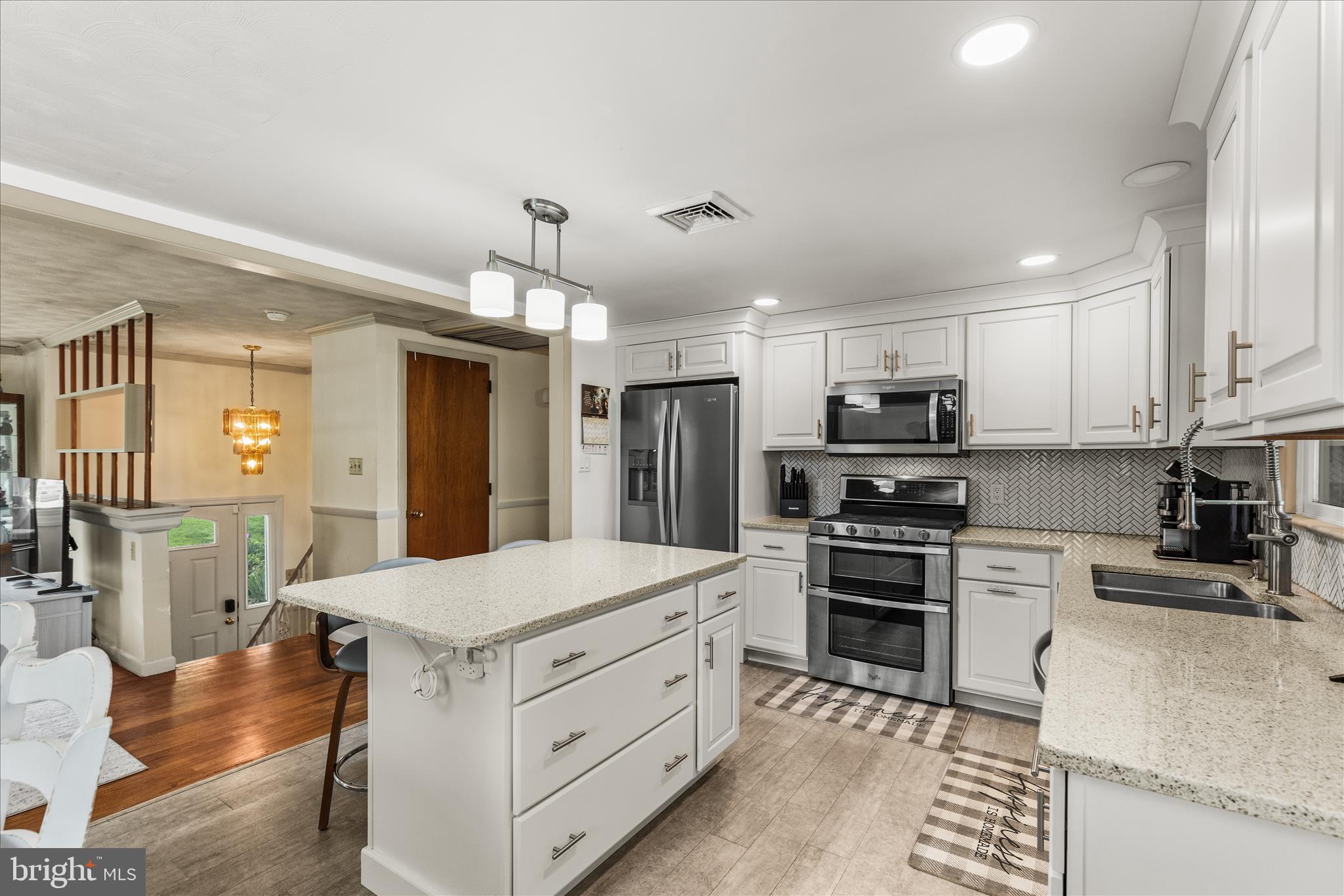498 Maywood Road York, PA 17402 - Photo 11 of 54 Kitchen
