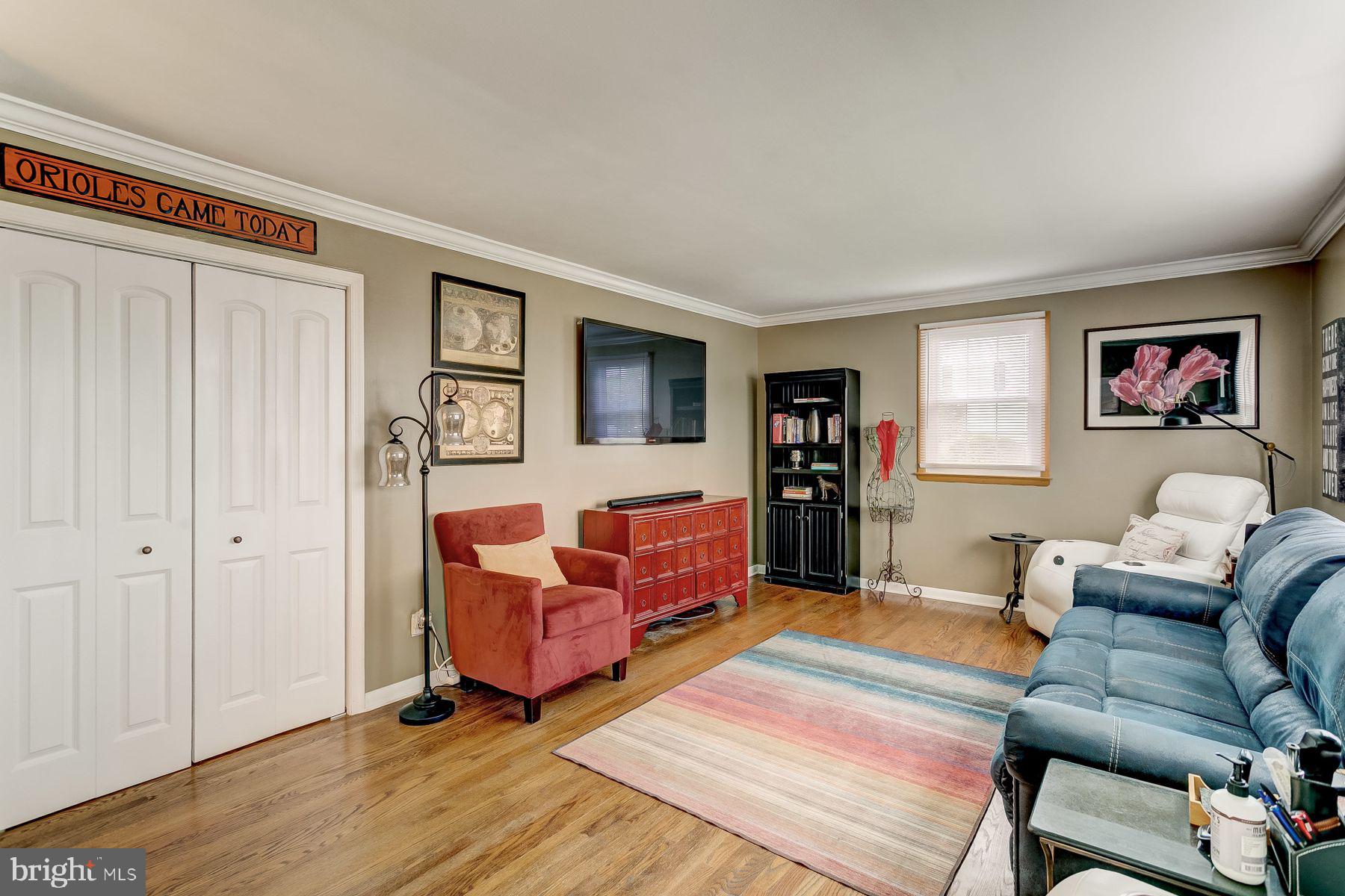 4305 Mispillion Road Baltimore, MD 21236 - Photo 3 of 37 LIVING ROOM