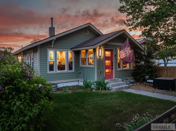 $324,900 | 209 South 14th Avenue, Pocatello, ID 83201