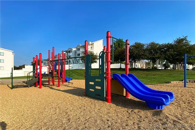 $479,000 | 1200 Lands End Parkway, Unit 123, Osage Beach, MO 65065