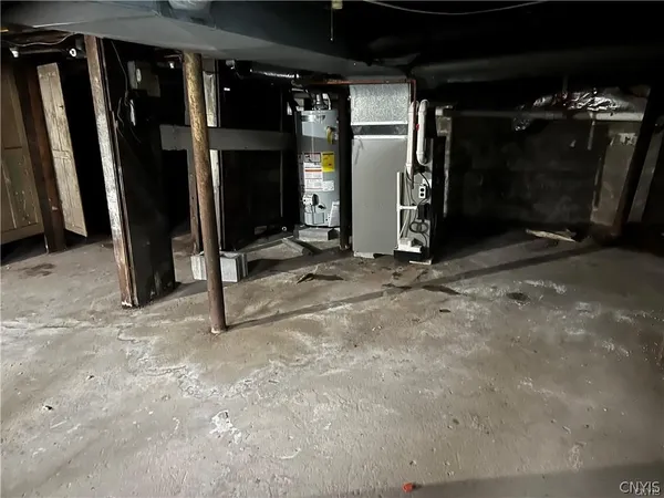 $99,900 | 809 Jefferson Avenue, Utica, NY 13501