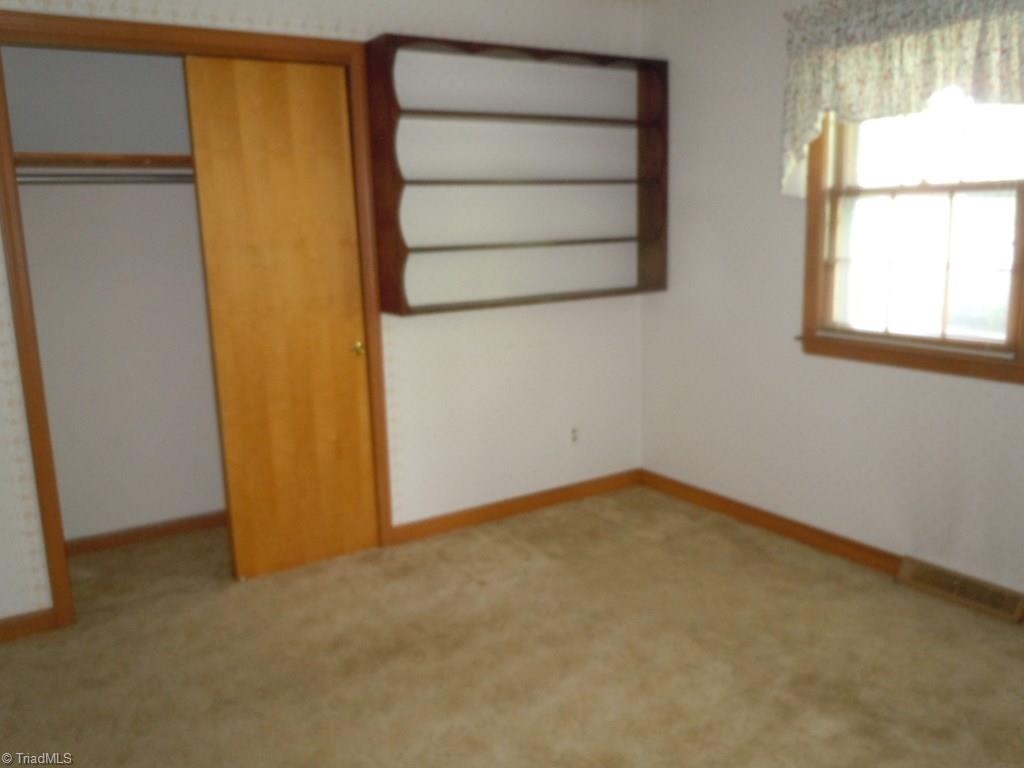 505 Guilford Road Jamestown, NC 27282 - Photo 22 of 24 Gallery Image 22