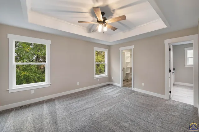 $424,995 | 4406 Southwest Lakeside Drive, Topeka, KS 66610