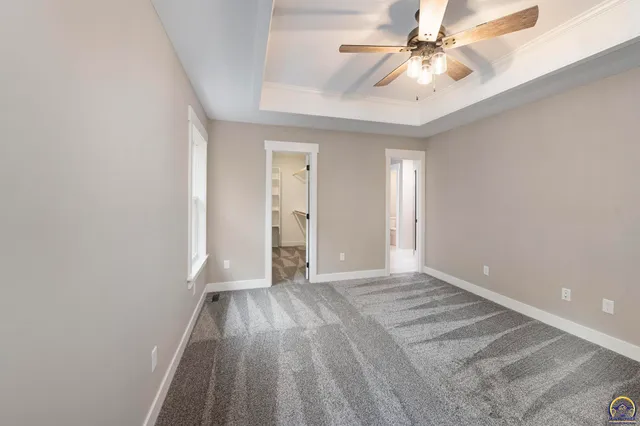 $424,995 | 4406 Southwest Lakeside Drive, Topeka, KS 66610