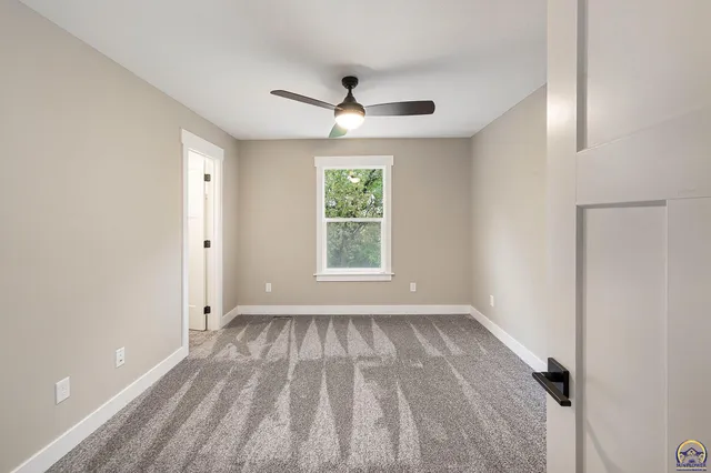 $424,995 | 4406 Southwest Lakeside Drive, Topeka, KS 66610