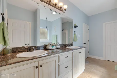 $249,900 | 312 Clay Ridge Drive, Youngsville, LA 70592