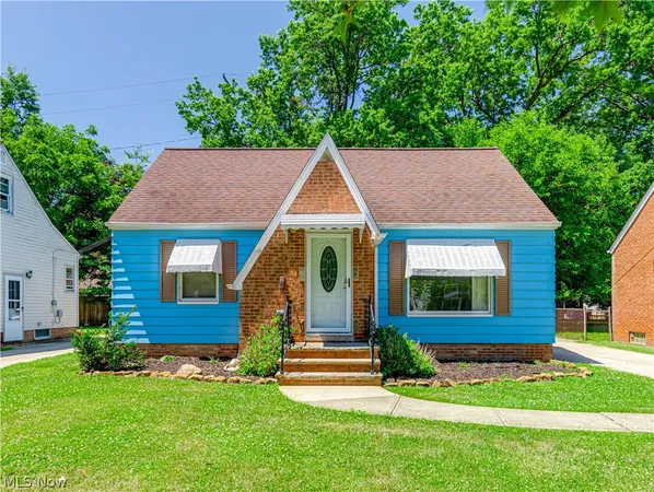 $200,000 | 294 East 264th Street, Euclid, OH 44132