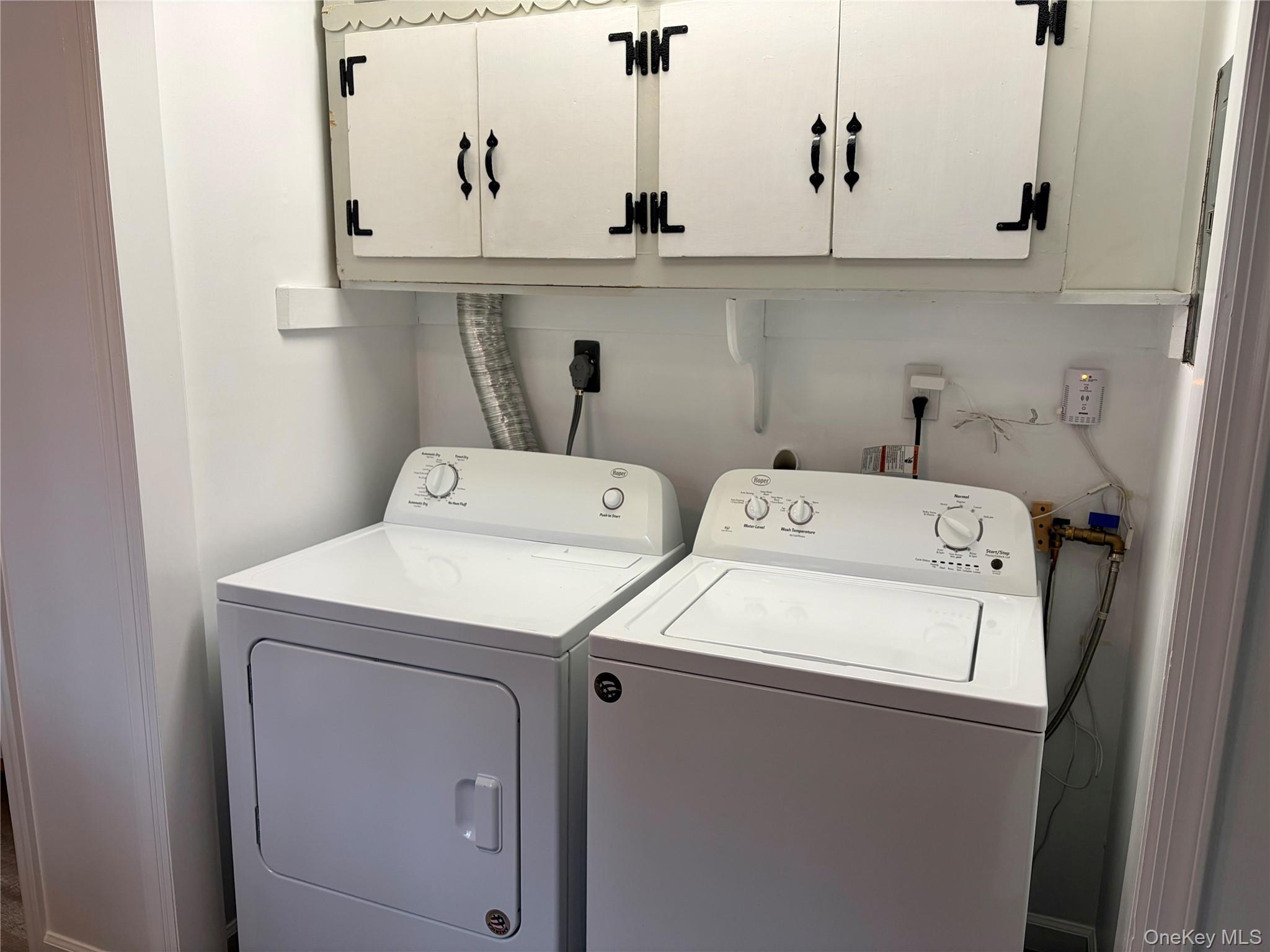 44 Gregory Road Glen Spey, NY 12737 - Photo 12 of 20 a utility room with dryer and washer