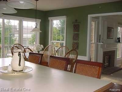 2403 Pleasant View Drive Rochester, MI 48306 - Photo 7 of 20 Center Island And Nook