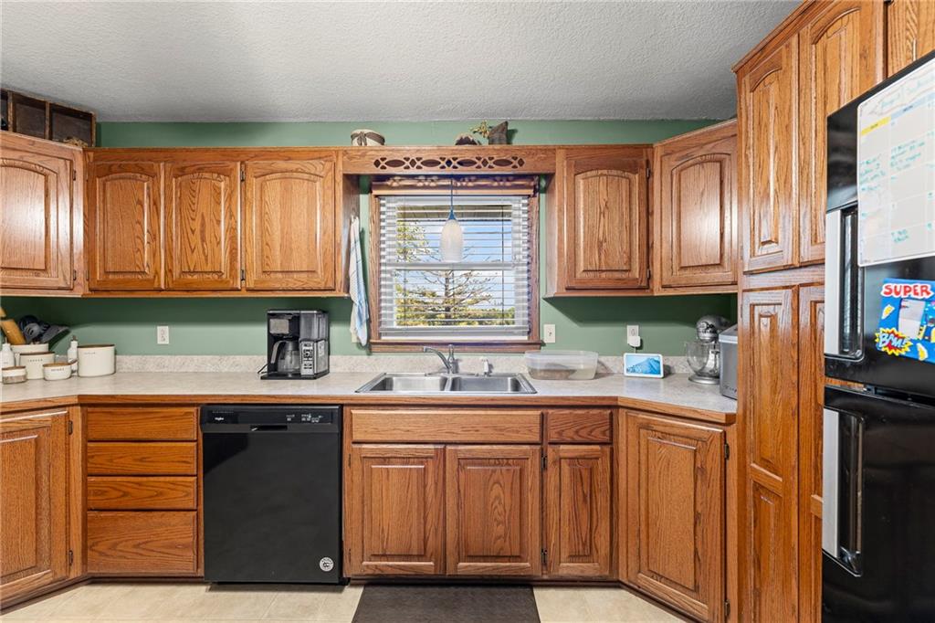 4584 Mucho Gusto Road Vassar, KS 66543 - Photo 16 of 40