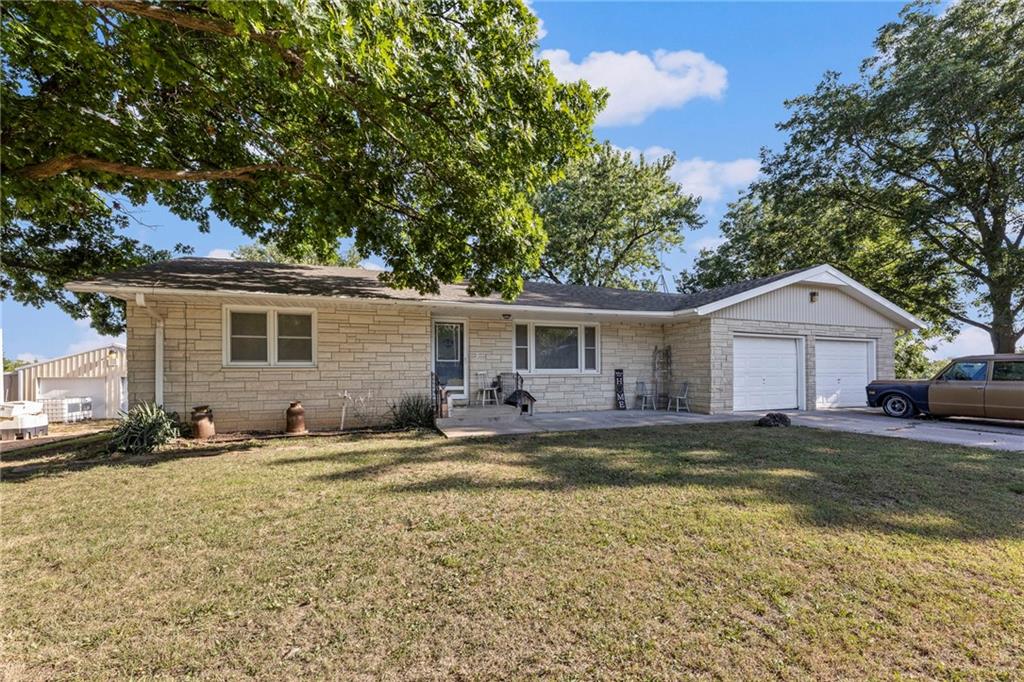 4584 Mucho Gusto Road Vassar, KS 66543 - Photo 3 of 40