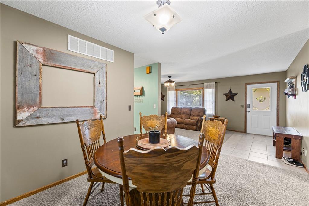 4584 Mucho Gusto Road Vassar, KS 66543 - Photo 10 of 40