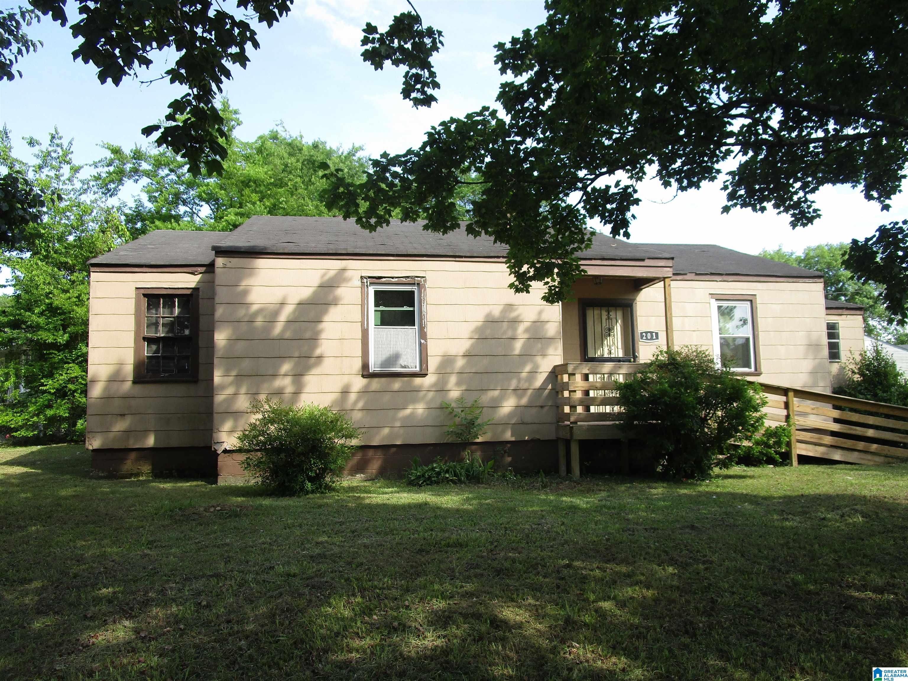 201 21st Street Southwest Birmingham, AL 35211 - Photo 1 of 21