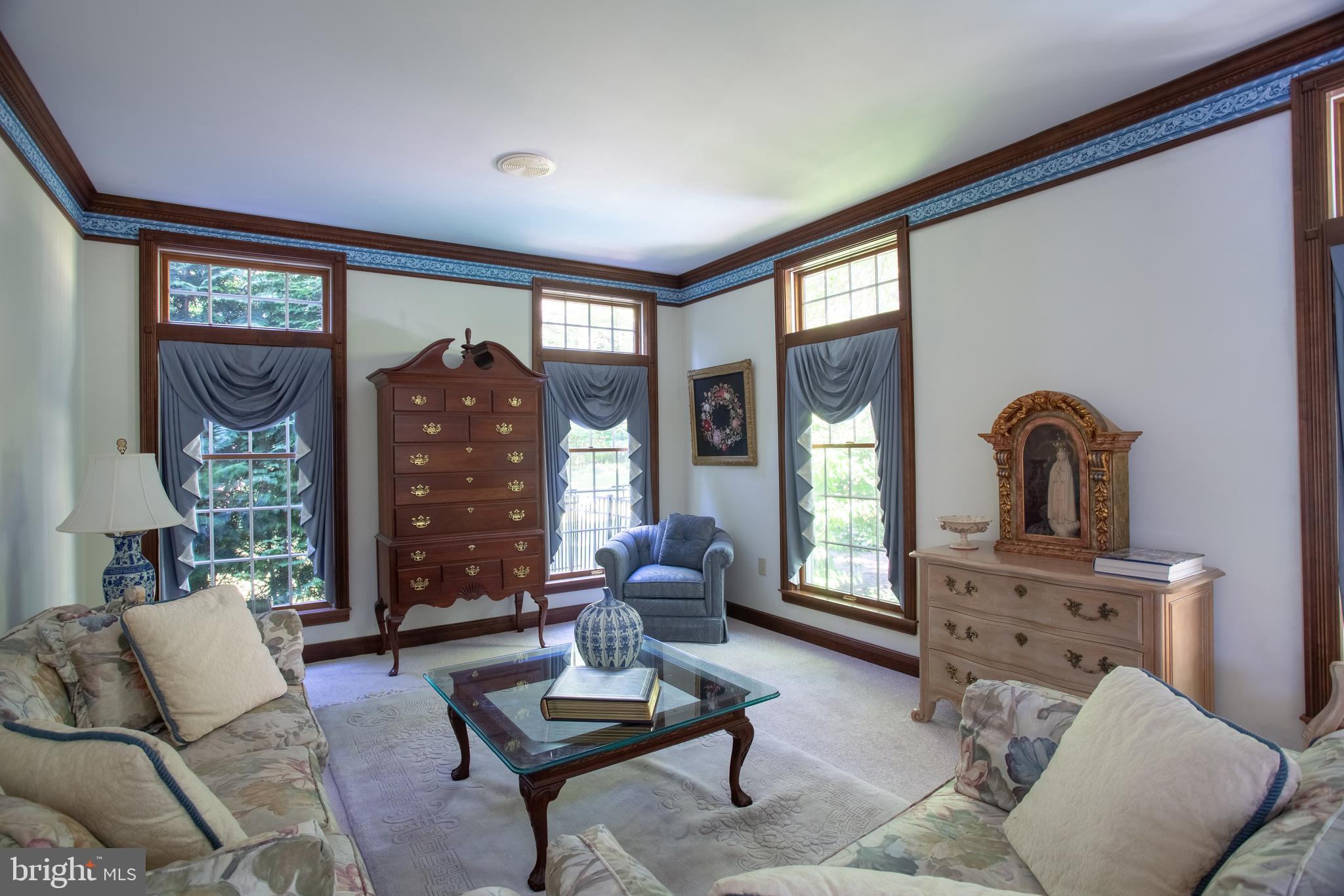 2095 Knight Road Pennsburg, PA 18073 - Photo 24 of 47