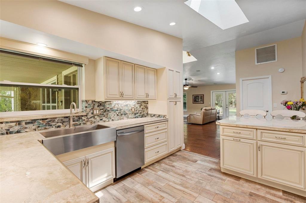405 East Hall Road Merritt Island, FL 32953 - Photo 8 of 42 Gallery Image 8