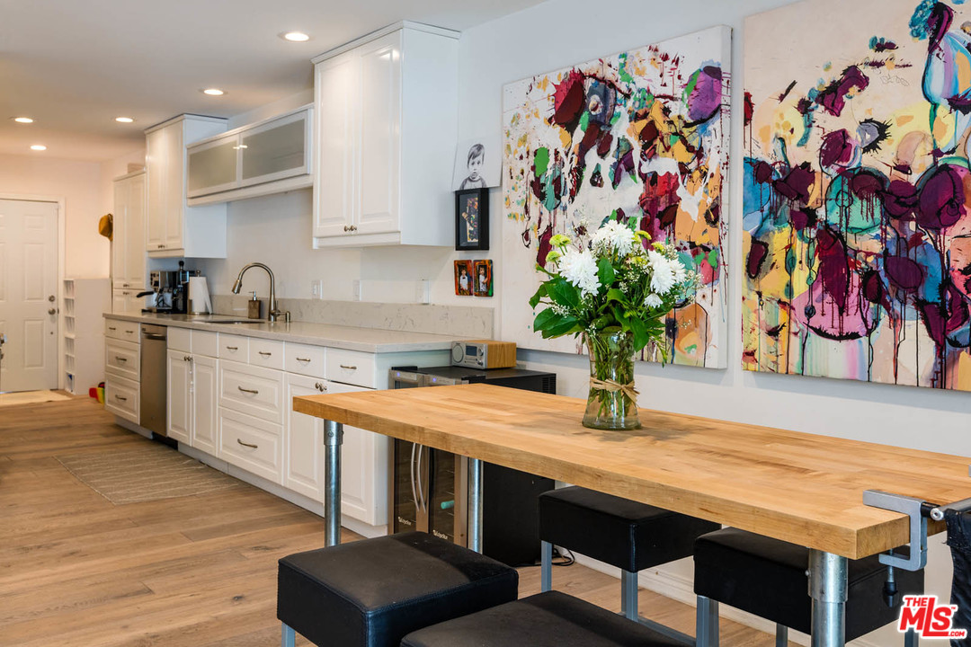 22 28th Avenue Venice, CA 90291 - Photo 10 of 18