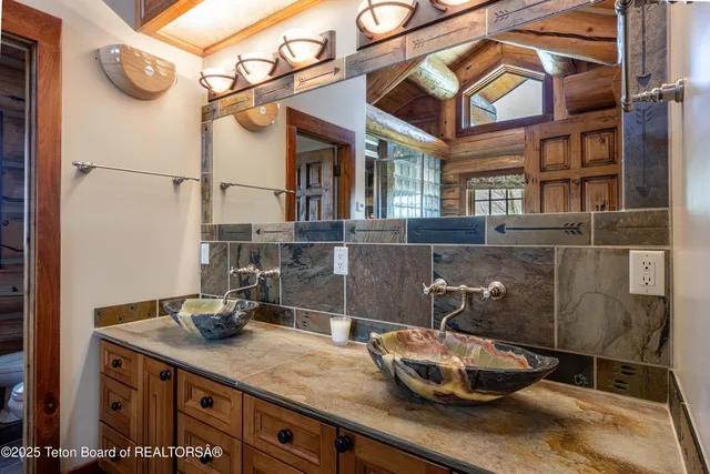 $7,850,000 | 30 Vista Road, Cora, WY 82925