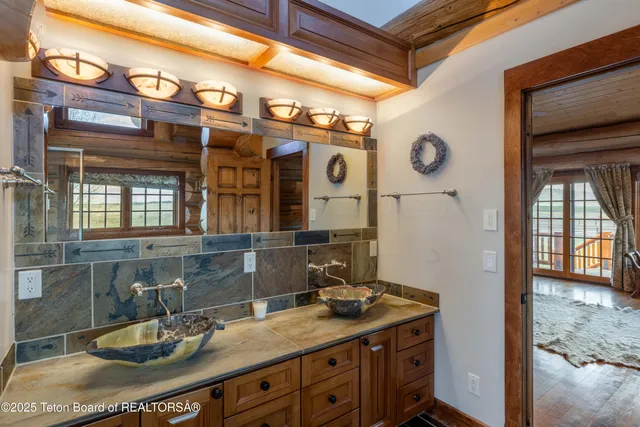 $7,850,000 | 30 Vista Road, Cora, WY 82925