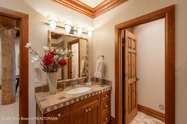 $7,850,000 | 30 Vista Road, Cora, WY 82925