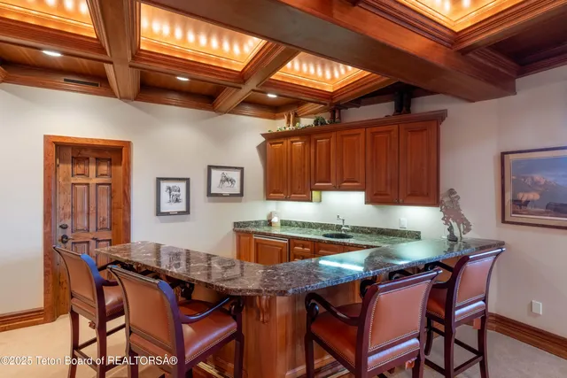 $7,850,000 | 30 Vista Road, Cora, WY 82925