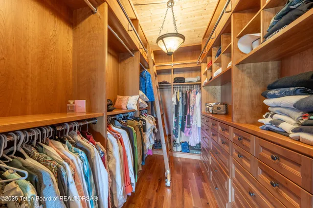 $7,850,000 | 30 Vista Road, Cora, WY 82925