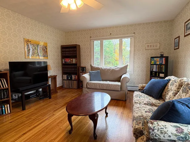 $375,000 | 1507 Highway 12A, Plainfield, NH 03781