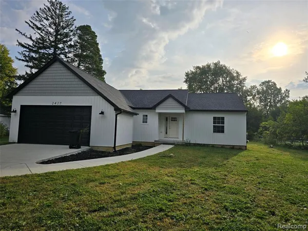 $399,900 | 2417 Eugene Street, Burton, MI 48519