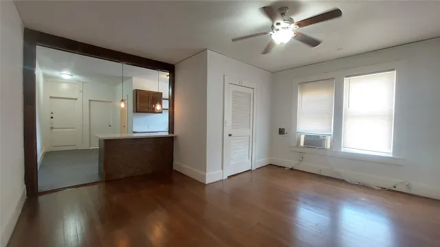 $1,600 | 3719 Audubon Place, Unit 1, Houston, TX 77006