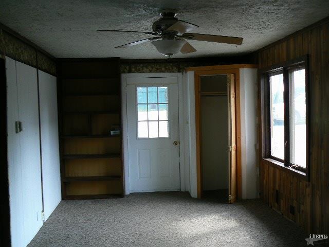 6869 East Harrold Road Churubusco, IN 46723 - Photo 4 of 13 Gallery Image 4
