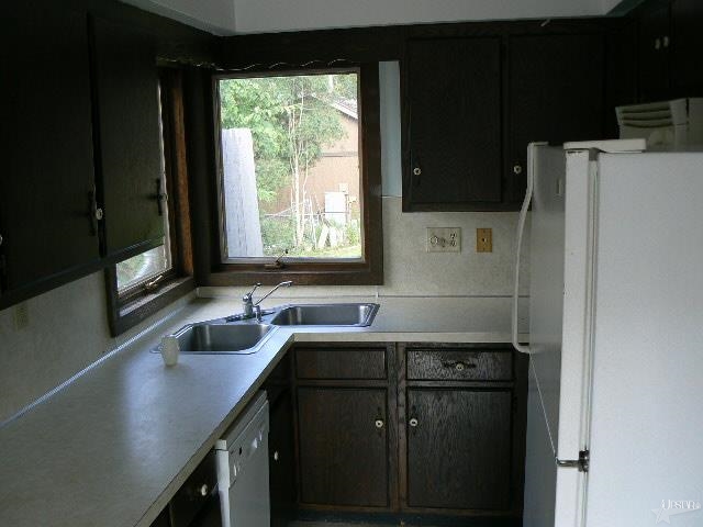6869 East Harrold Road Churubusco, IN 46723 - Photo 5 of 13 Gallery Image 5