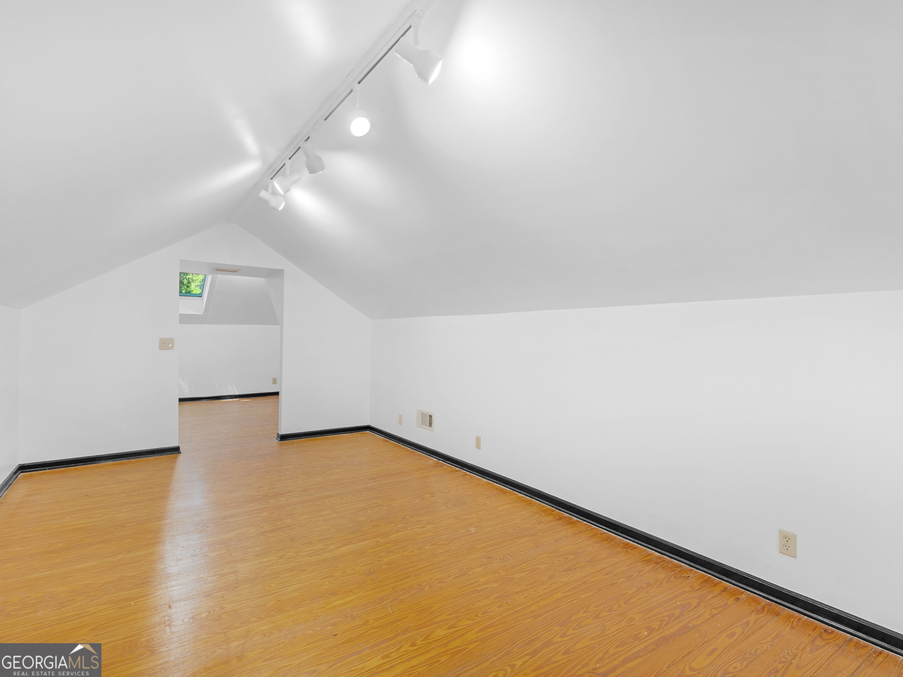 380 Forest Hill Road Macon, GA 31210 - Photo 26 of 37 Gallery Image 26