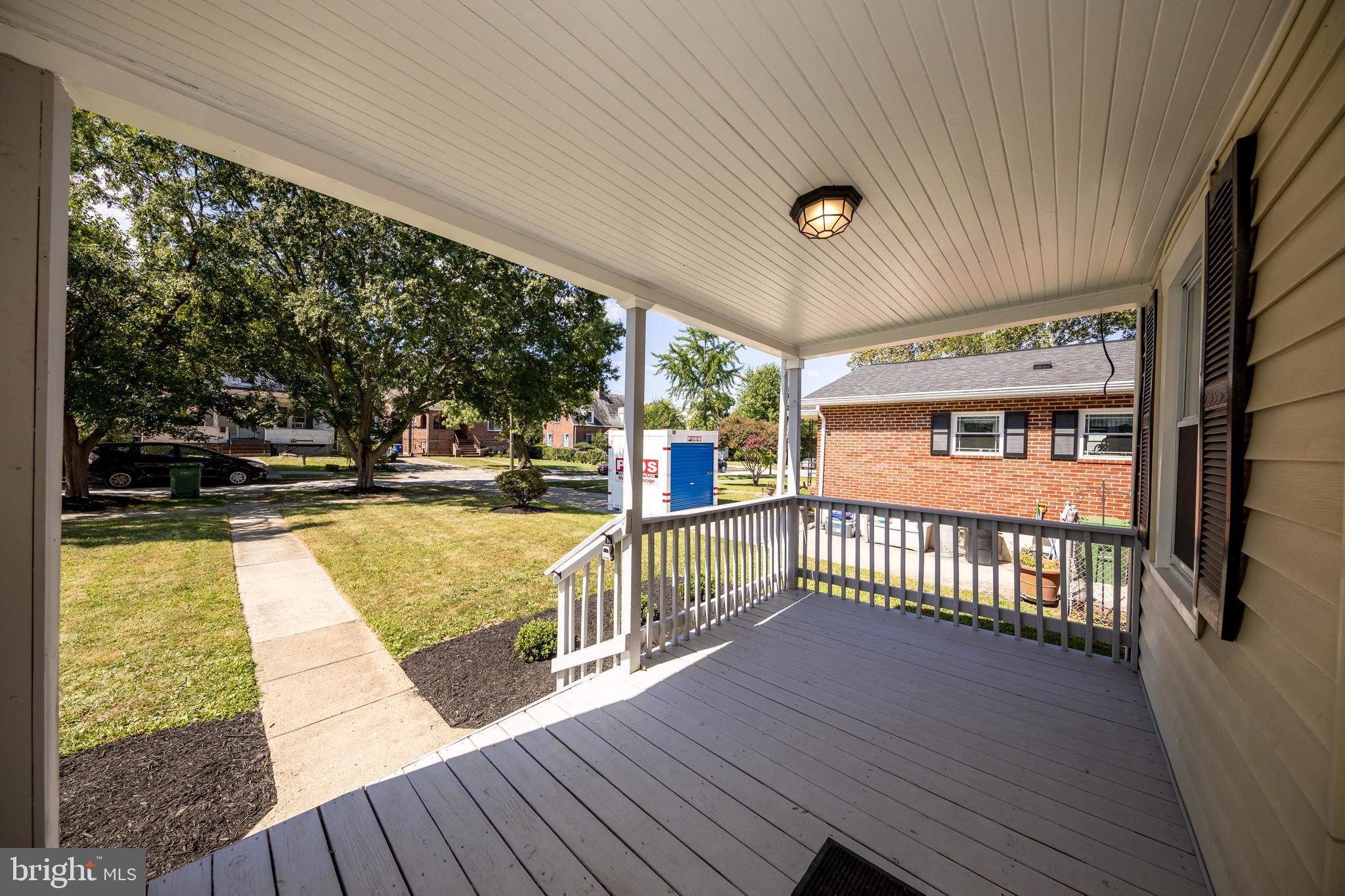 2326 Ivy Avenue Baltimore, MD 21214 - Photo 3 of 30 a view of a balcony