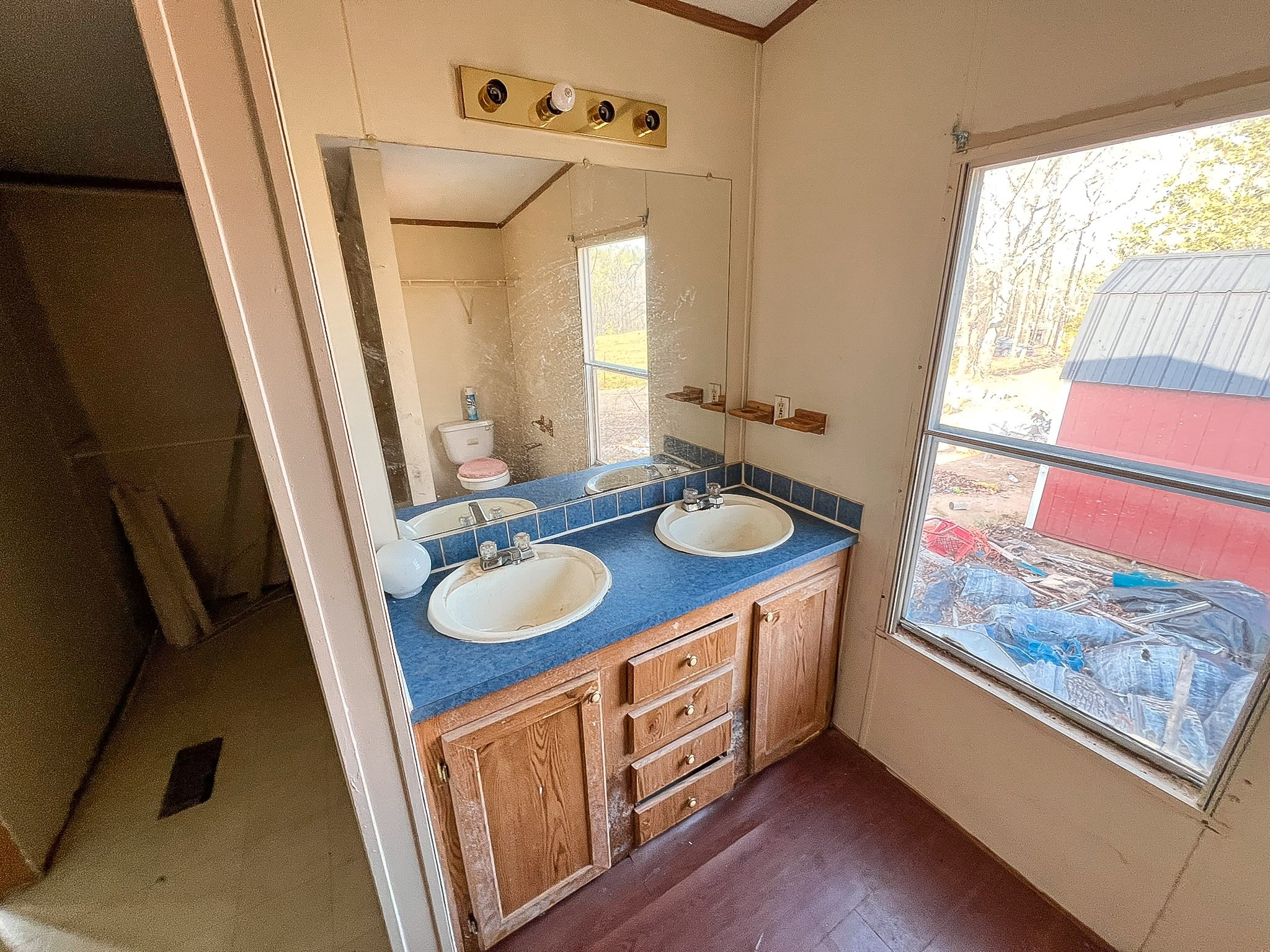 118 Oakwood Road Hohenwald, TN 38462 - Photo 13 of 21