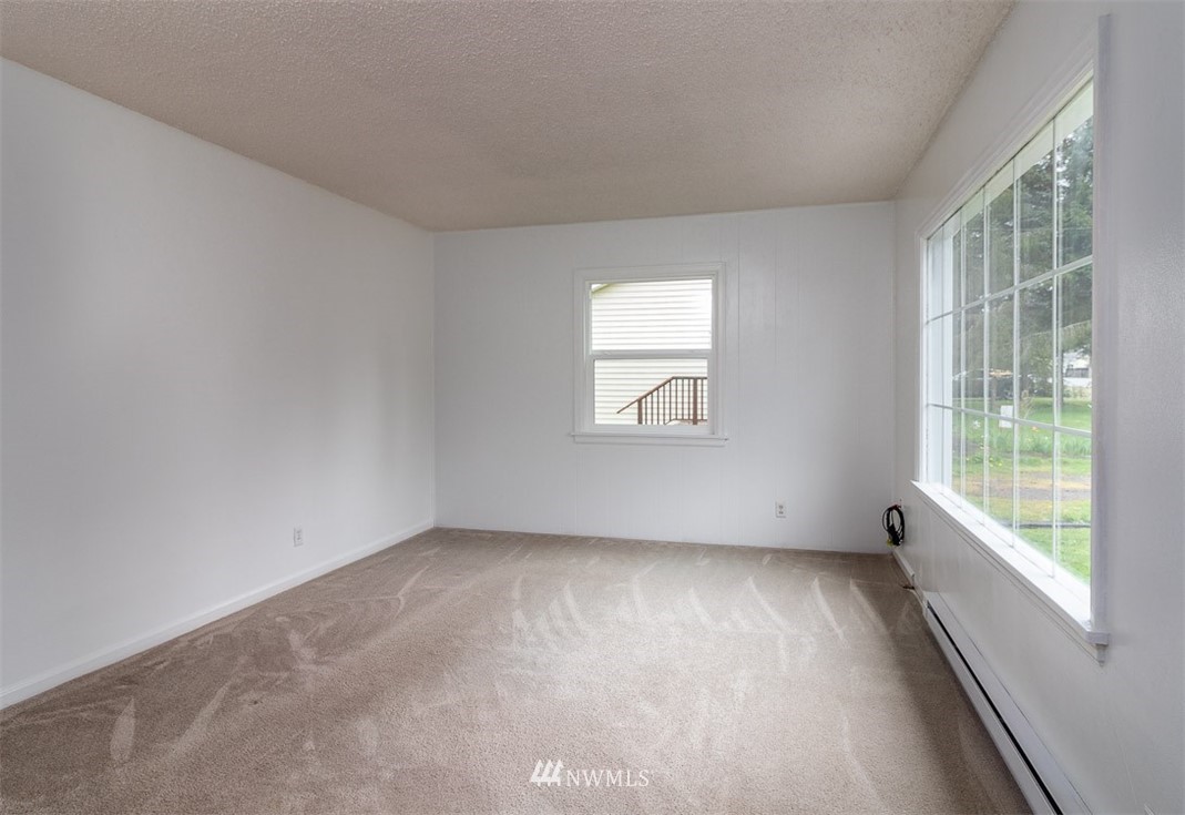 428 Morgan Road Everett, WA 98203 - Photo 4 of 17