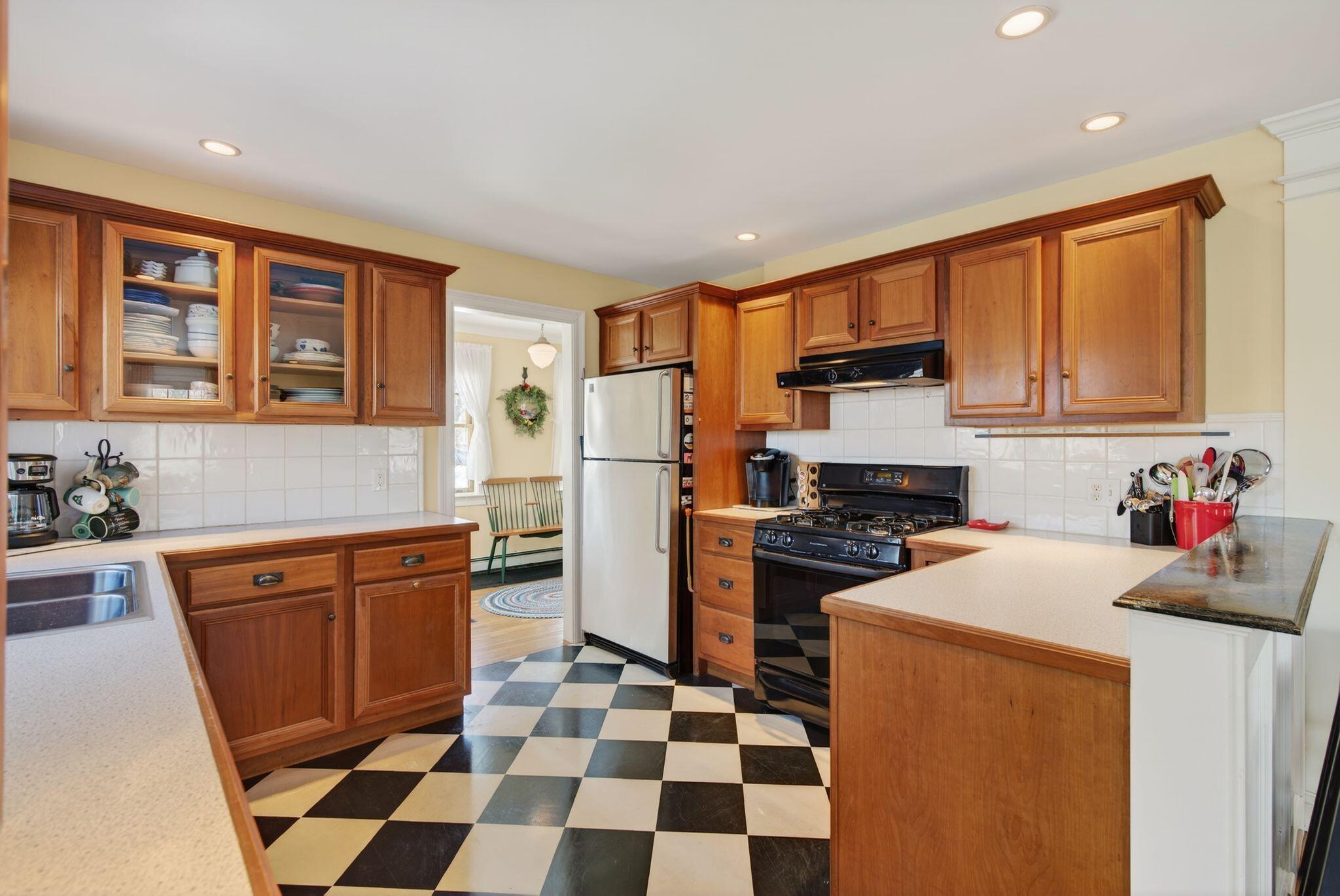 124 Granite Point Road Biddeford, ME 04005 - Photo 10 of 52 124 Granite Point Road