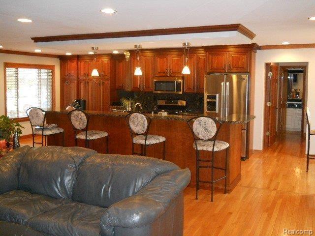 8174 East Bristol Road Davison, MI 48423 - Photo 26 of 39 eat-in kitchen from living.jpg