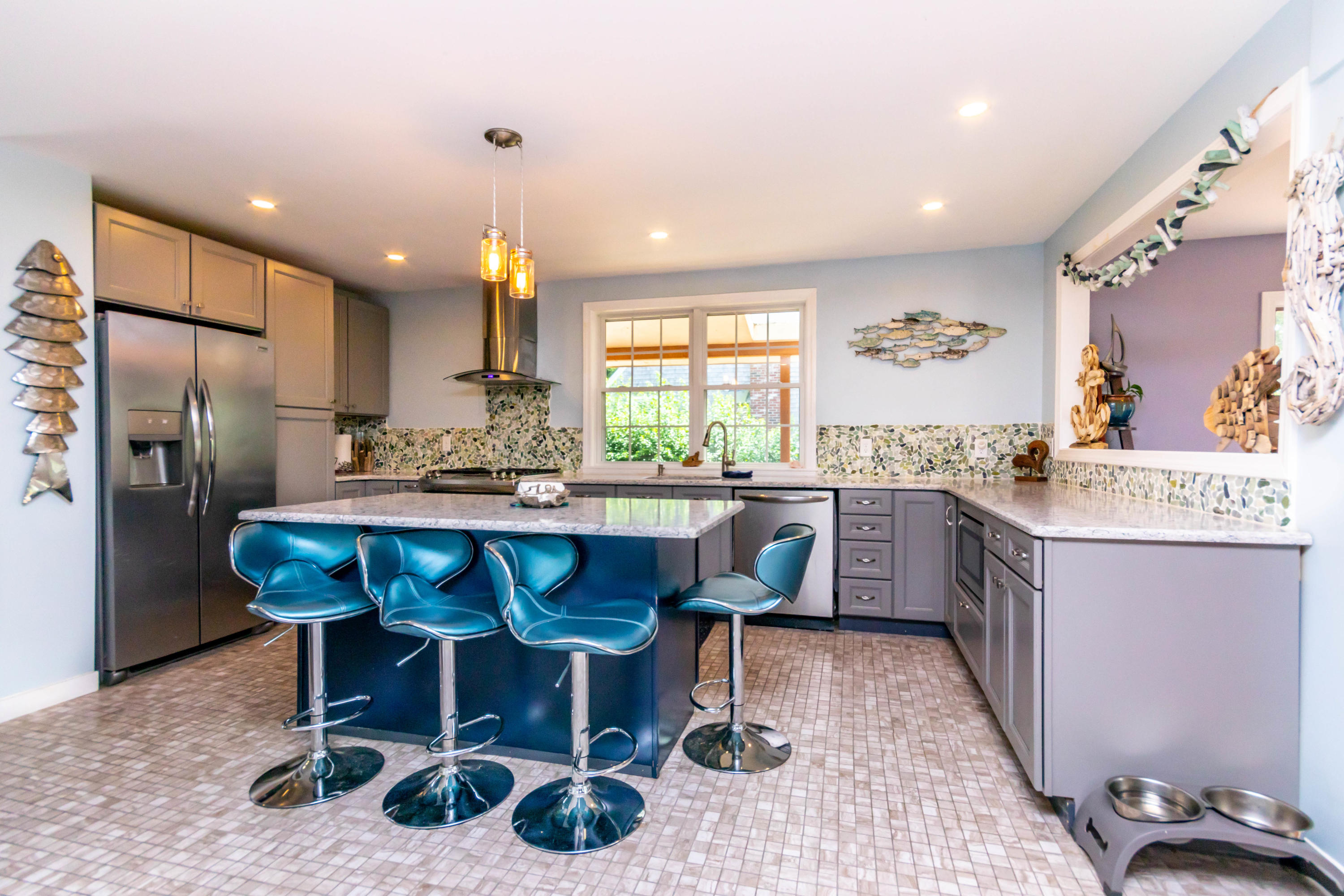 240 Wheeler Road Mashpee, MA 02649 - Photo 6 of 36 Gorgeous kitchen with granite & stainles