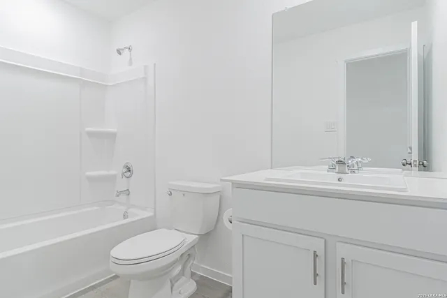 $1,500 | 3726 Glade Creek, San Antonio, TX 78245