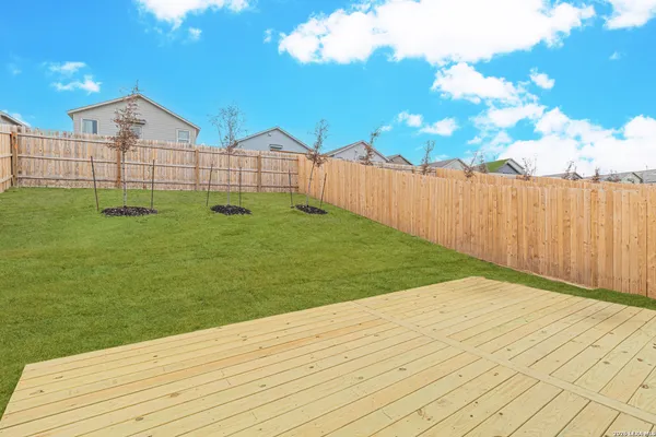 $1,500 | 3726 Glade Creek, San Antonio, TX 78245